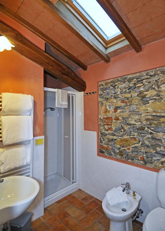 Le Ginestre B & B Massarosa Habitación foto