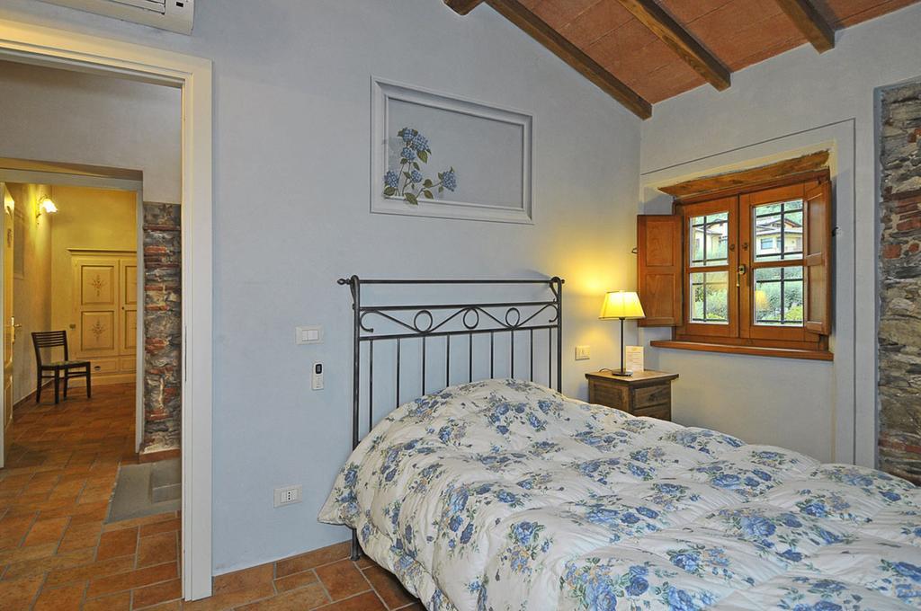Le Ginestre B & B Massarosa Habitación foto