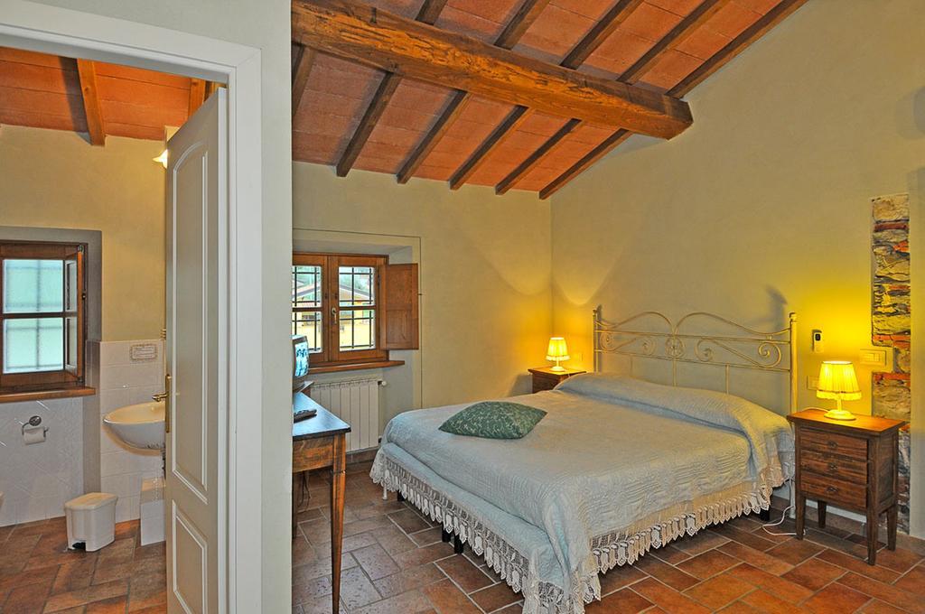 Le Ginestre B & B Massarosa Habitación foto
